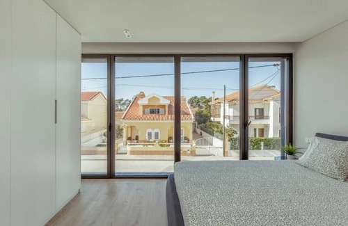 Seixal House | SereneScape Villa - Fernão Ferro