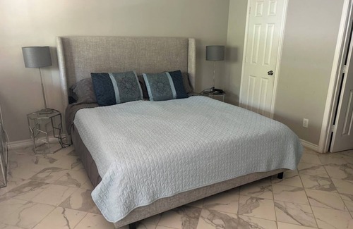 Flower Mound House | Serenity :3-bedroom bungalow in phenomenal Flower Mound with Wi Fi, AC, Parking