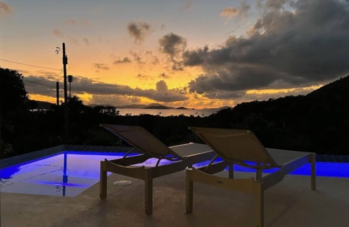 Maho Bay Quarter Villa | Serenity ar Francis Bay