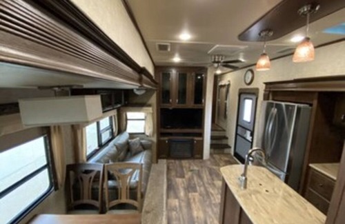 Stover House | Serenity at Sunny Beach RV Resort in the quiet part of the Ozarks