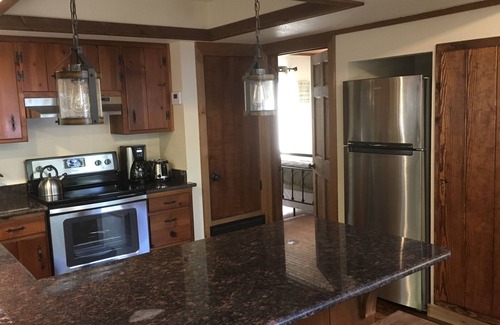 Scroggins House | Serenity. Beautiful Lake Cypress Springs Cabin with Boat Slip.