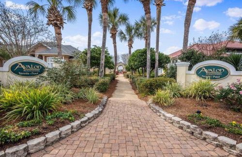 Avalon Beach Estates House | Serenity By The Sea 3 Br 3.5 Ba