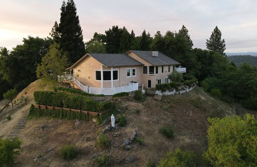 Shingle Springs House | Serenity Cottage