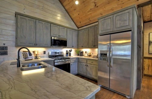 Epworth Cabin | Serenity Cove | Free Night Offer!