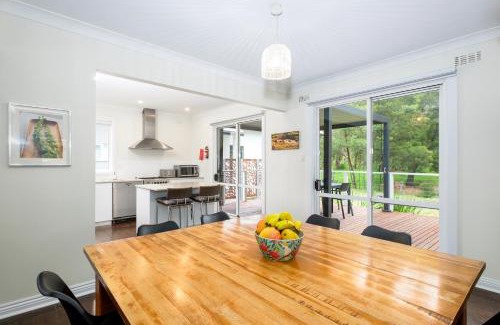 Halls Gap House | Serenity Halls Gap 2 Absolute NP Frontage