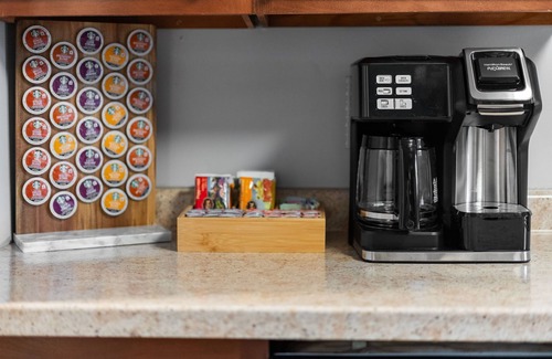 St. Paul House | Serenity Haven, Entire Home, Fast Wi-Fi, Pets