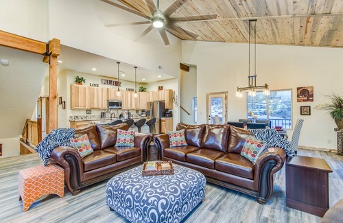 Munds Park Cabin | Serenity in the Pines - Luxury Cabin in Munds Park