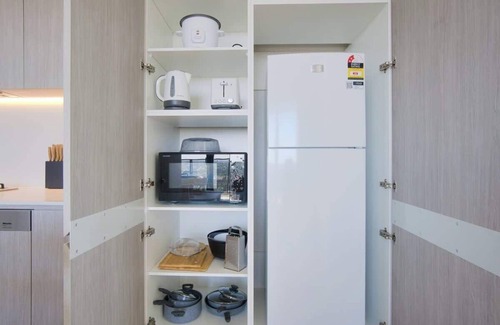 Adelaide Central Business District Apartment | Serenity in the Sky - 2BR Apt in Rundle Mall