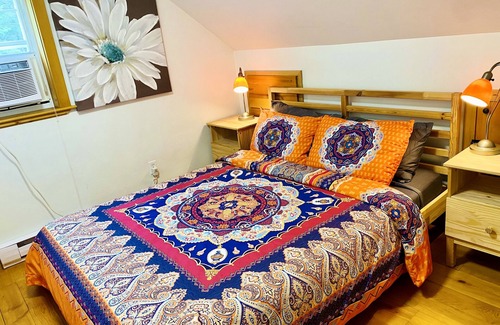 La Minerve Ski Chalet | SERENITY LAKE HOUSE /EXTRA FAST WIFI 110 Mbps