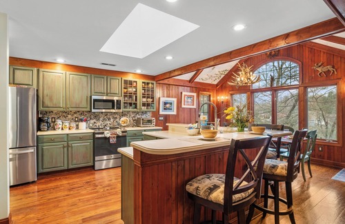 Lake Lure House | Serenity Lodge on Lake Lure - Lakefront, 3 BR + Bonus Room, 3.5 BA, Outdoor Fireplace
