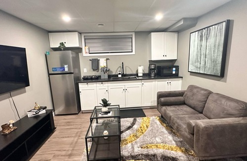 Winnipeg House | Serenity meets class: Entire Basement Suite in Winnipeg