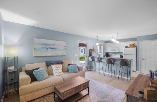 Ottawa House | Serenity Now | 2 Bed, 1.5 Bath