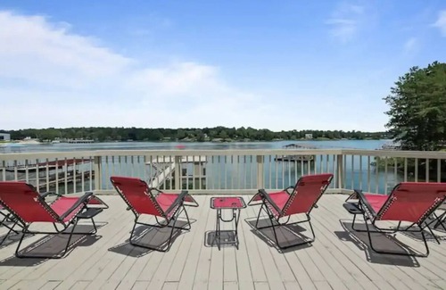 Townley House | Serenity Now-Duncan Bridge Sidenn