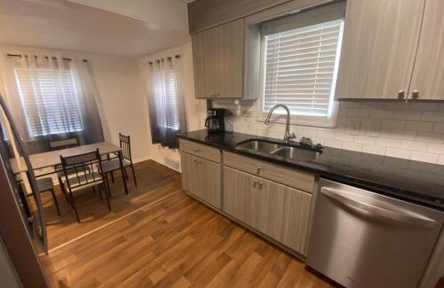 High Point House | Serenity on over an acre easy access to 311 and HPU