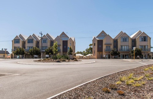 Mandurah Apartment | Serenity on the Terrace