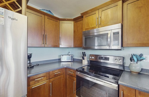 Topsail Beach House | Serenity Point duplex with 180-degree water view & community pool - dog-friendly