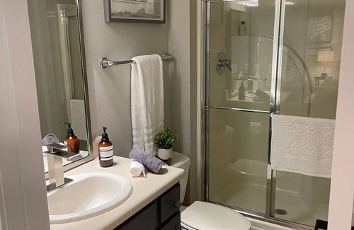 Baxter House | SERENITY @ Shady Cove is surrounded by nature and peacefulness.
