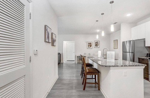 Sun Bay South Apartment | Serenity Suites: 3BR Gem in South Tampa's Heart