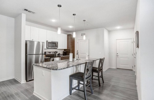 Sun Bay South Apartment | Serenity Suites: 3BR Gem in South Tampa's Heart