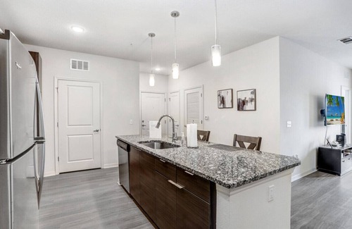 Sun Bay South Apartment | Serenity Suites: 3BR Gem in South Tampa's Heart