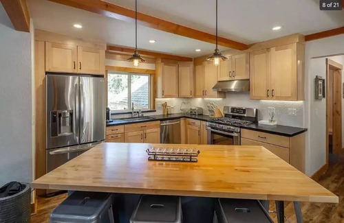 Kingswood Estates House | Serenity Tahoe Retreat - Hot Tubnn