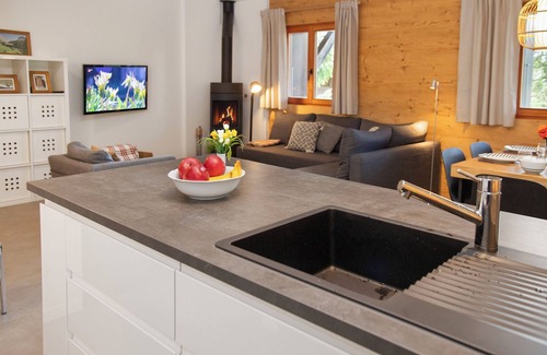 Verbier Apartment | Sernisa Rez by Interhome