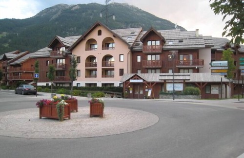 La Salle-les-Alpes Apartment | Serre Chevalier 1400 - Stone residence and holiday Alpaca