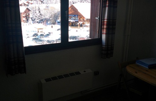 La Salle-les-Alpes Apartment | SERRE CHEVALIER: At the foot of the slopes and at the start of hiking trails