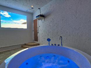 Motobu House | Sesoko Villa
