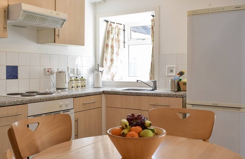 Killin Cottage | Set in 30 acre grounds with woodlands, located in historic town of Killin.
