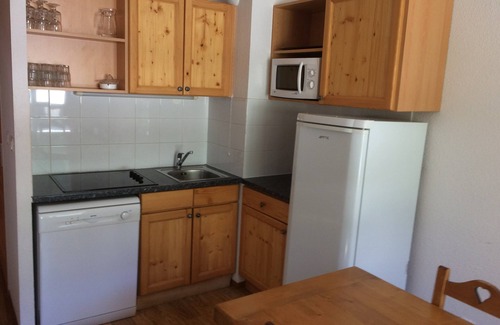 Allos Condo | seulement 50m de la navette casiers à skis