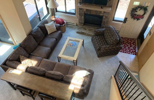 Seven Springs House | Seven Springs Townhome w/Pool, Private Hot Tub & Ping Pong Table