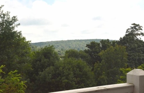 Seven Springs Condo | Seven Springs Woodridge 4 Bedroom Premium Condo, Mountain Views and Sleeps 10! by RedAwning