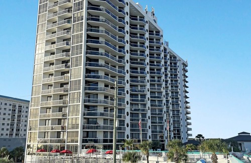 Miramar Beach Condo | 'Seventh Heaven at Surfside', An updated condo with gulf views
