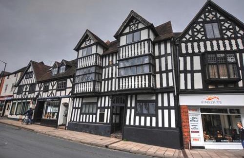 Shrewsbury House | Severn Tudor House