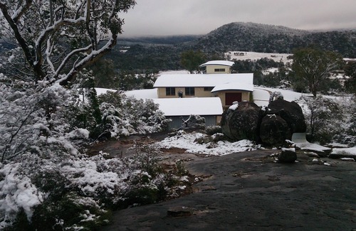 Somme House | Severnview Accommodation - 4 bed Luxury Accommodation on 100 acres in Ballandean