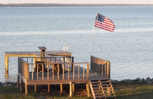 Innerarity Grants House | SF Beach House on Perdido Bay/Private Pier/Dolphins/Swim/Fish/Boat