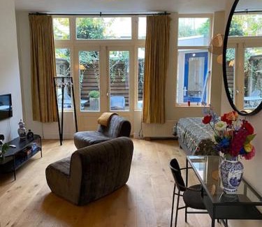 Groningen Apartment | Sfeervol appartement met patio in het centrum