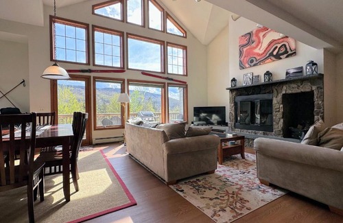 Bretton Woods House | SH3 Luxurious Stonehill Townhouse in Bretton Woods with Magnificent View
