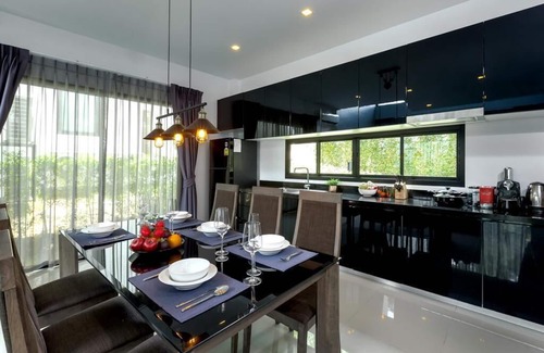 Kathu Villa | (SHA) Hideaway two bedrooms pool villa in Nai Harn 4