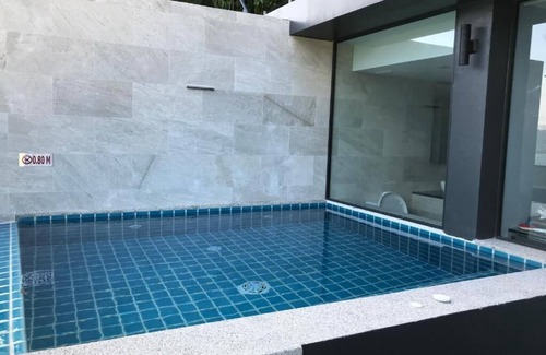 Patong Resort | (SHA+)Sky Standard Room with Plunge Pool