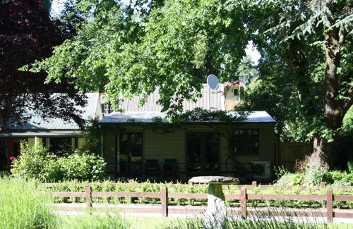 Arrowtown Hotel | Shades of Arrowtown