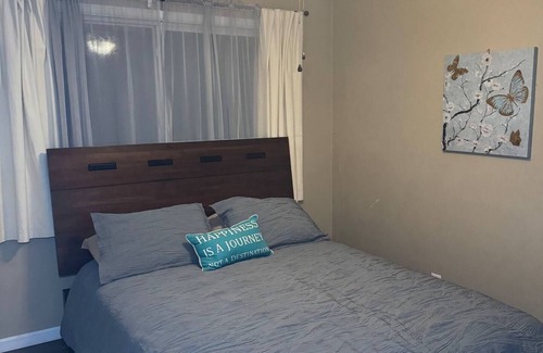 Spokane Hotel | Shadle area home. 3 bed-2bathnn