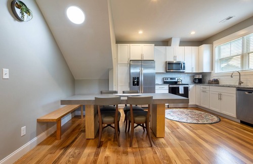 Asheville Villa | Shady Grove | Asheville Villa with Hot Tub and Minutes from Downtown