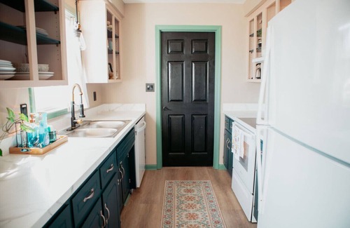 Clarksville Apartment | Shady Maple Home|King Bed & Fenced Yard, Location