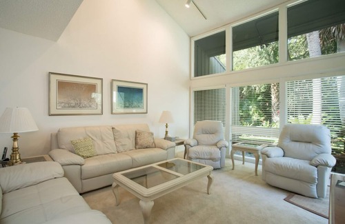 Sawgrass House | Shady Palms Pet-friendly townhouse w/beach access