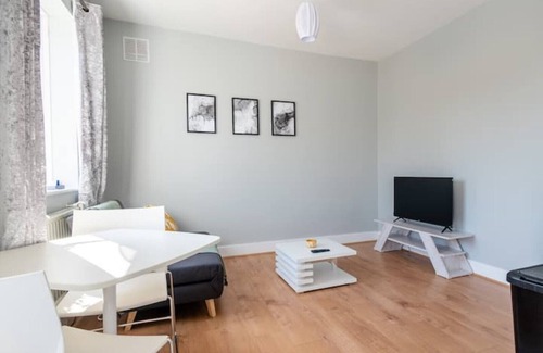 Woking Apartment | Shaftesbury Apartment
