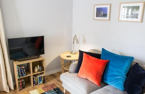 Shaftesbury Apartment | Shaftesbury Modern Annexe