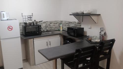 Luderitz Apartment | Shalom Self Catering