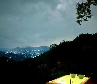 El Colegio Hotel | Shambhala el retiro Ecohotel